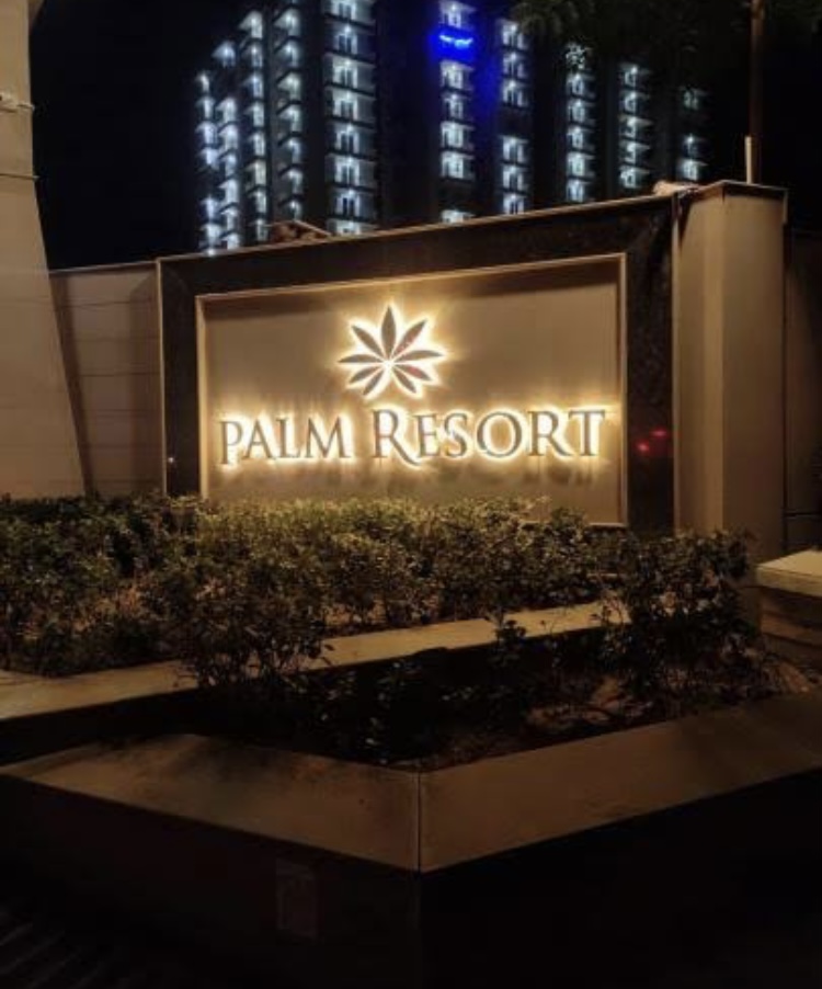 Palm resorts