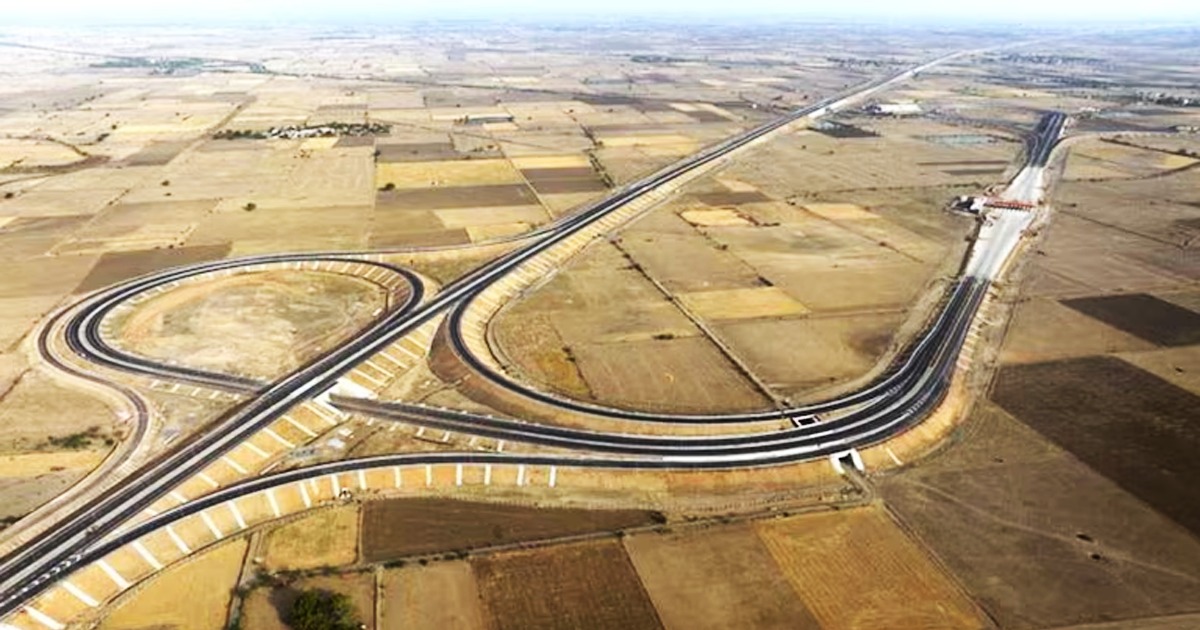 The Yamuna Expressway Authority would acquire 1,900 hectares in Tappal near the Noida airport project